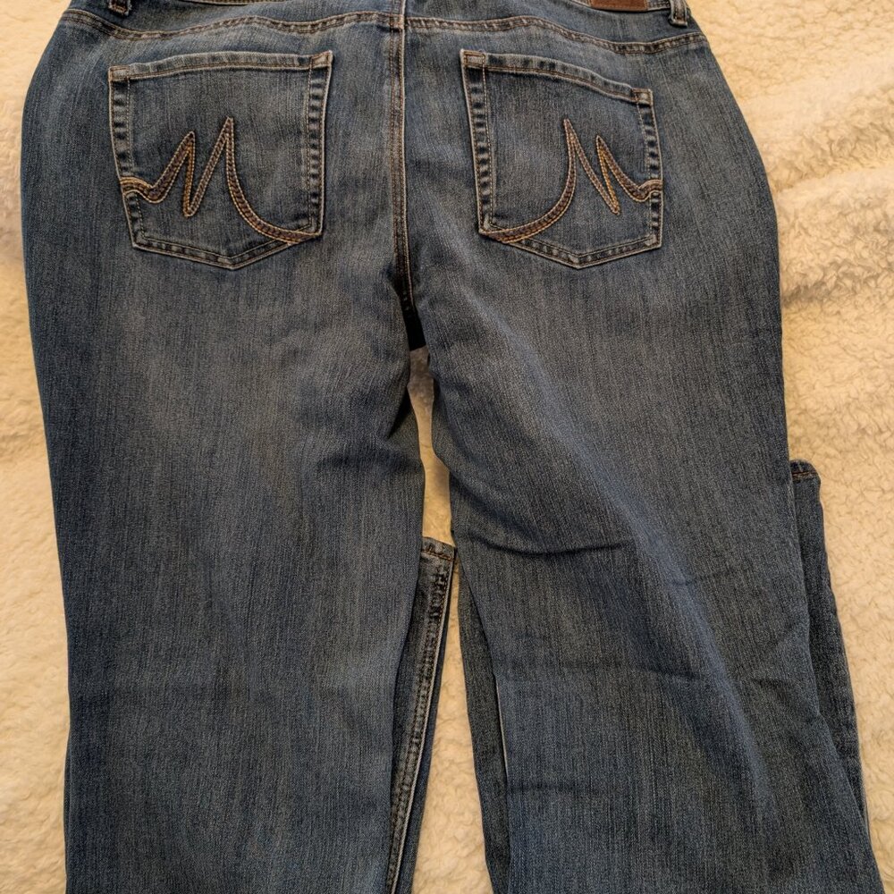 Maurices Boot Cut Size 16W Tall Jeans - Picture 5 of 7